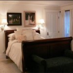 Master bedroom suite with his/hers walk-in closets and attached private bathroom. 4050 Adams St