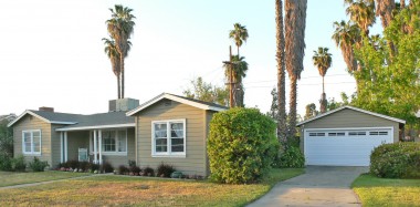 Alternate angle of home, showing 2-car detached garage. Home appears small from street, but it's almost 1800 square feet! Pleasant surprise once inside! 4459 Oakwood Pl., Riverside