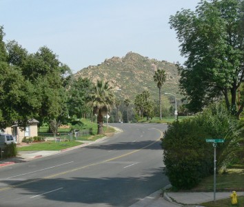 Perfect view of Mt. Rubidoux, and even more special on the 4th of July when you have a front-row seat to the spectacular annual fireworks show! 4494 Elmwood Ct., Riverside